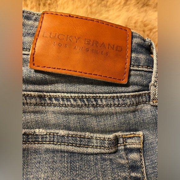 Lucky Brand Lolita
Low Rise Crop Jeans - Picture 2 of 5